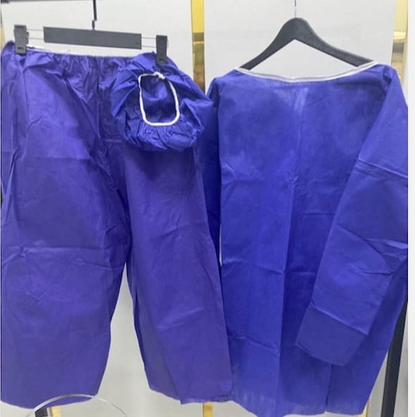 تصویر 3 از گان جراحی بیمار با راحتی و ایمنی بالا